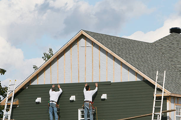 Professional Emergency Siding Repair technician working in Taylors, SC